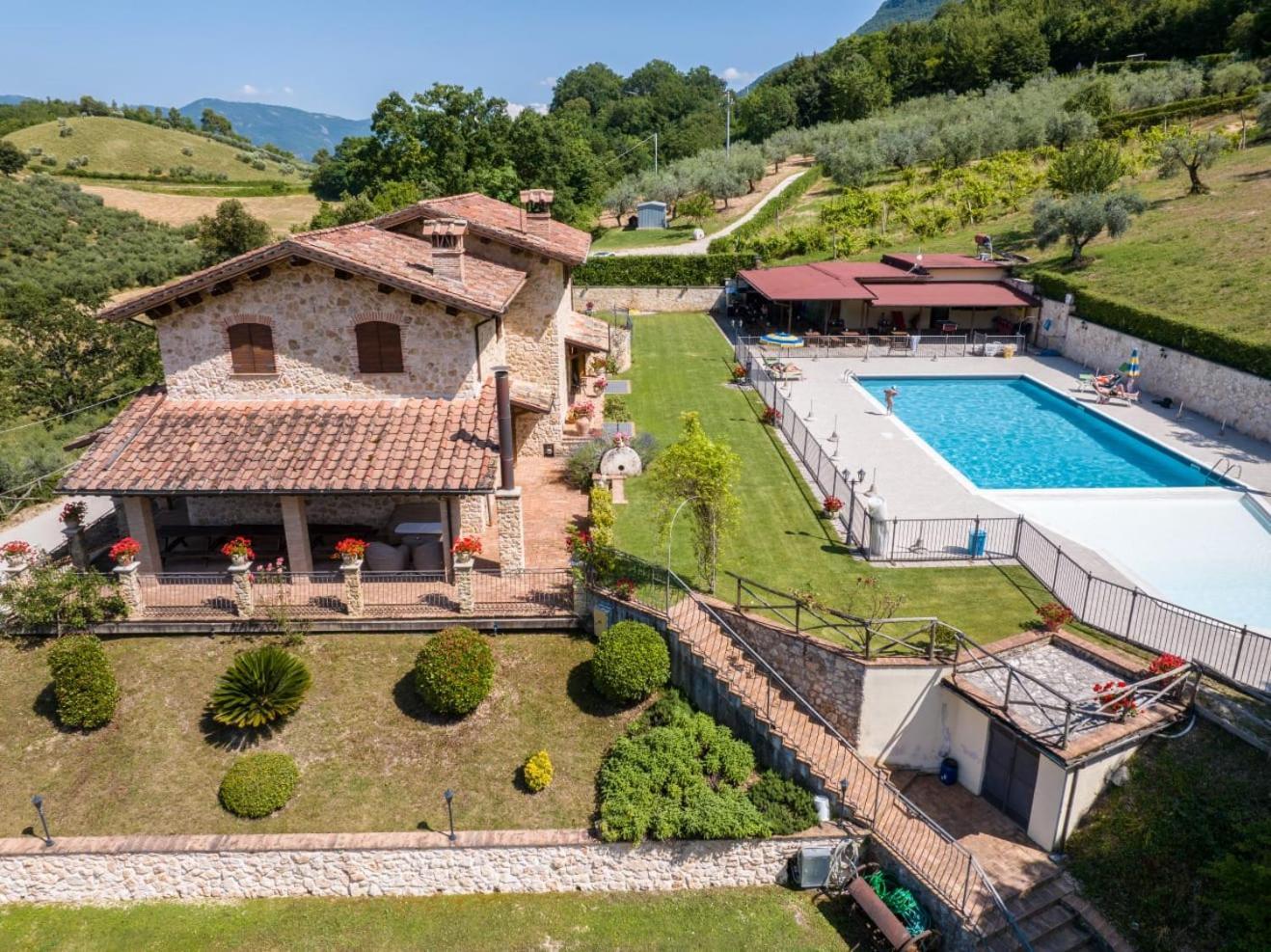 Agriturismo Isola Verde SantʼUrbano Exterior foto