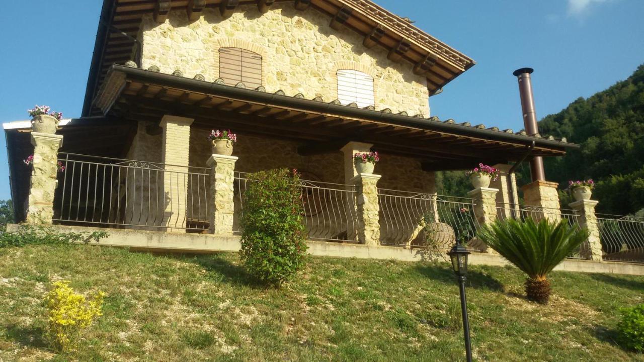 Agriturismo Isola Verde SantʼUrbano Exterior foto